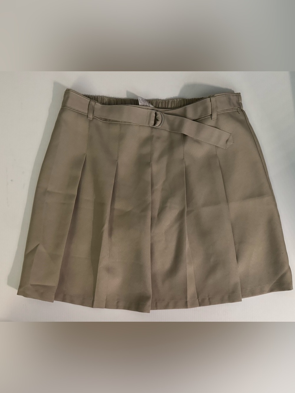 NWOT Wonder Nation Pleated Khaki Uniform Skirt with shorts and Belt size 18.5